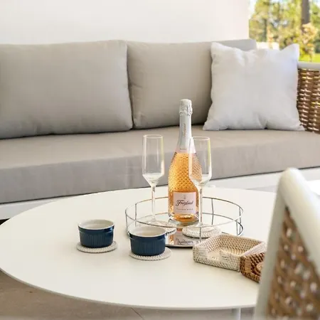 Al4-2107 - - Alcazaba Lagoon *