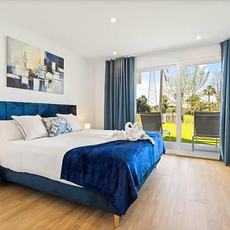 Al4-2107 - - Alcazaba Lagoon * Estepona