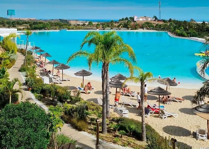 Al4-2107 - - Alcazaba Lagoon * Estepona